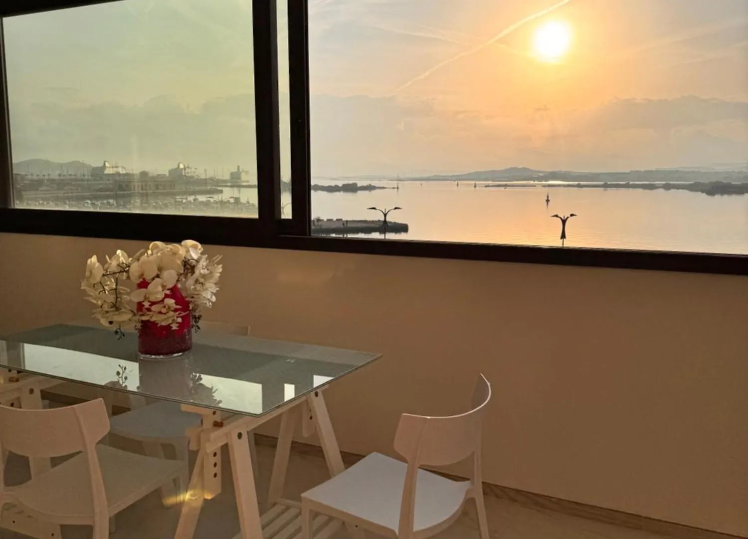 Luxury apartment sea view Olbia center